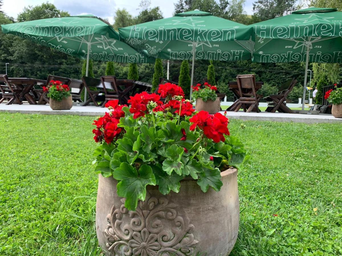 Flori De Mar Hotel Poiana Marului  Bagian luar foto