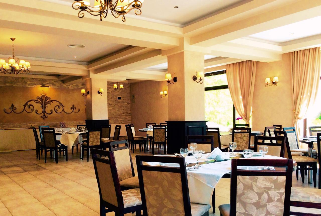Flori De Mar Hotel Poiana Marului  Bagian luar foto